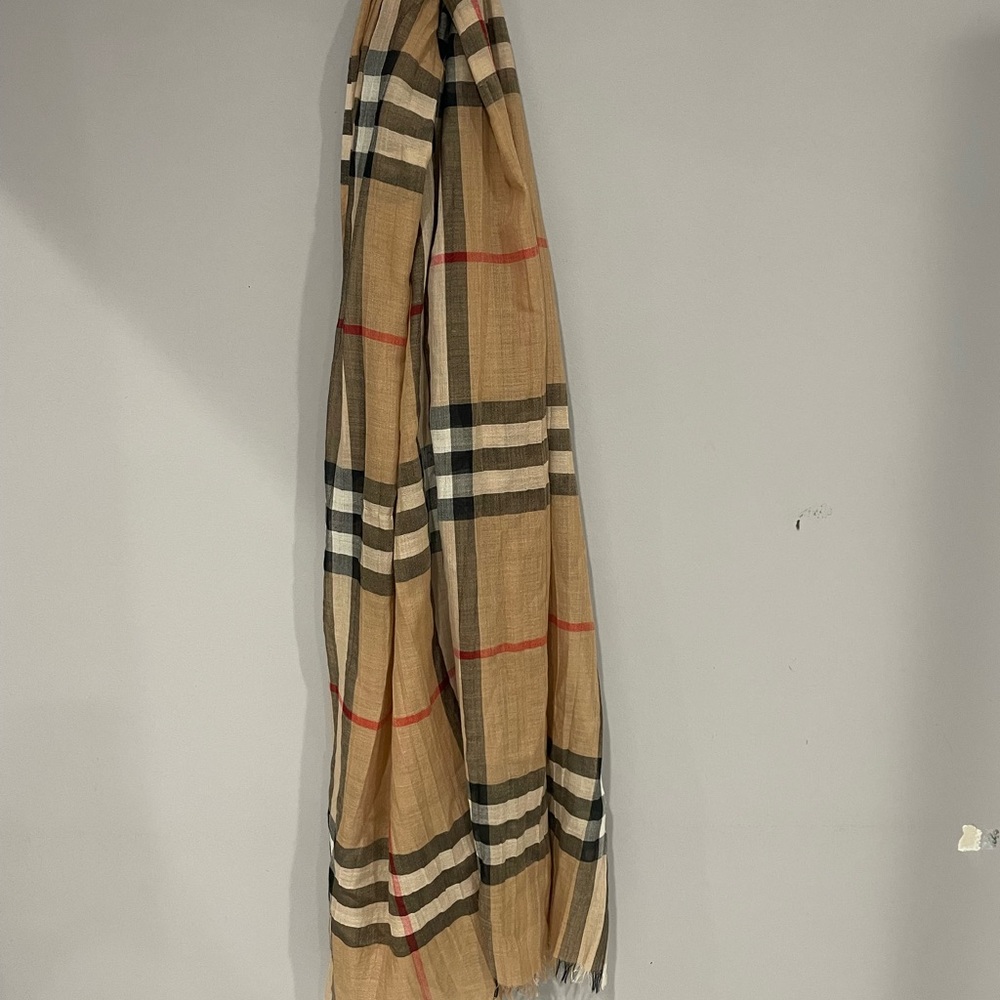 Burberry Check Lightweight Wool Silk Scarf - Picture 2 of 7